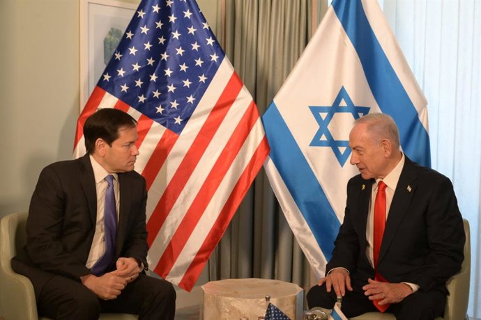 Arquivo - 29 de dezembro de 2025, Flórida, Estados Unidos da América: O primeiro-ministro israelense BENJAMIN NETANYAHU se reúne com o secretário de Estado dos EUA, MARCO RUBIO, na Flórida. Netanyahu deve se reunir com o presidente Trump ainda hoje.