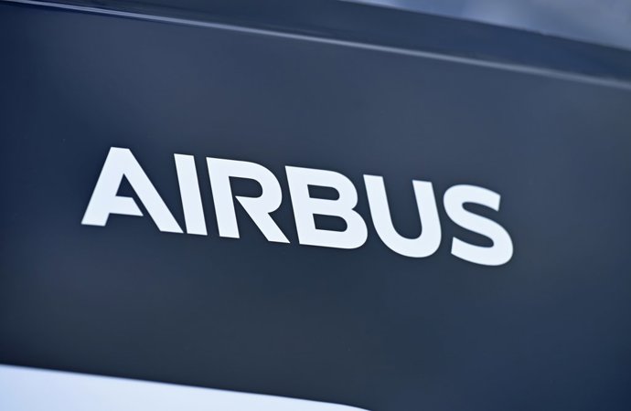 FILED - 21 October 2025, Bavaria, Wessling: The Airbus logo is displayed on an H140 helicopter at the celebration of the 55th anniversary of the air rescue service and the inauguration of the new ADAC Air Rescue Campus at the special airport in 