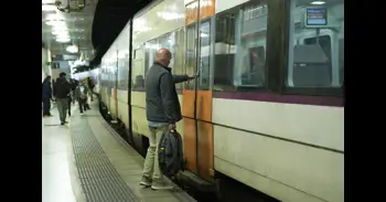Interrumpidos los trenes entre Comunitat Valenciana y Cataluña de las 11 a las 16 horas por el fuerte viento