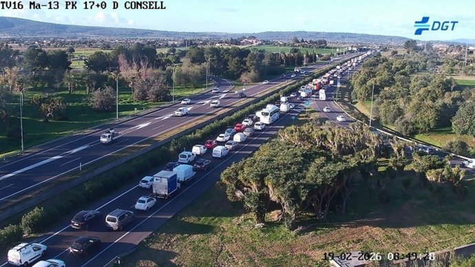 Siete kilómetros de atascos en la autopista de Inca en sentido Palma.