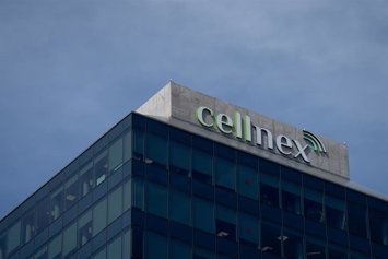 Archivo - Fachada de la sede de Cellnex Telecom en Barcelona