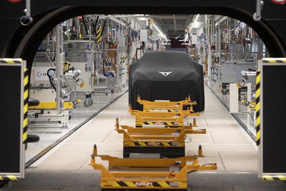 Archivo - Un coche Cupra en la planta de Martorell (Barcelona) de Seat y Cupra.
