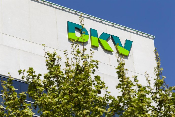 Archivo - Sede de DKV Seguros