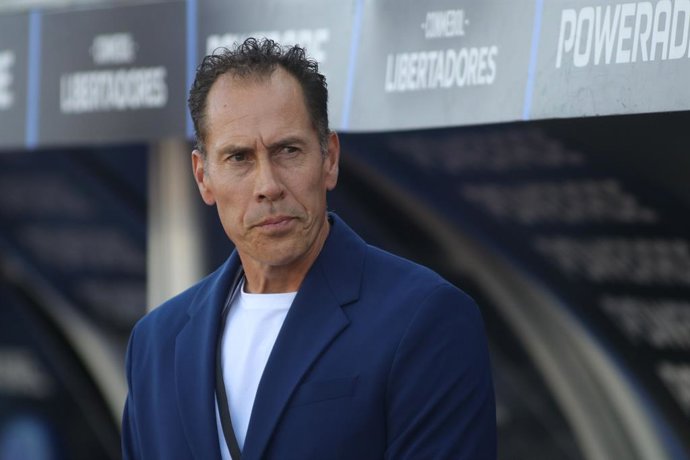 Futbol, O’Higgins vs Esporte Clube Bahia, Segunda Fase, Conmebol Libertadores 2026  El entrenador de O’Higgins Lucas Bogavlio es fotografiado durante el partido de Conmebol Libertadores contra Esporte Clube Bahia disputado en el Estadio Codelco El