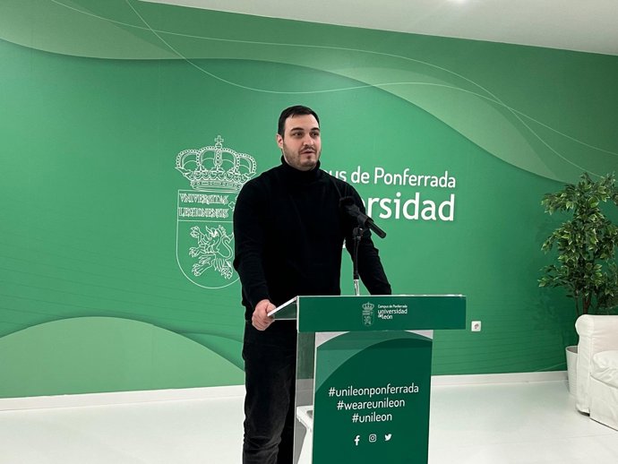 Roi Painceira, nuevo director de la Clínica Podológica Universitaria del Campus de Ponferrada (León).