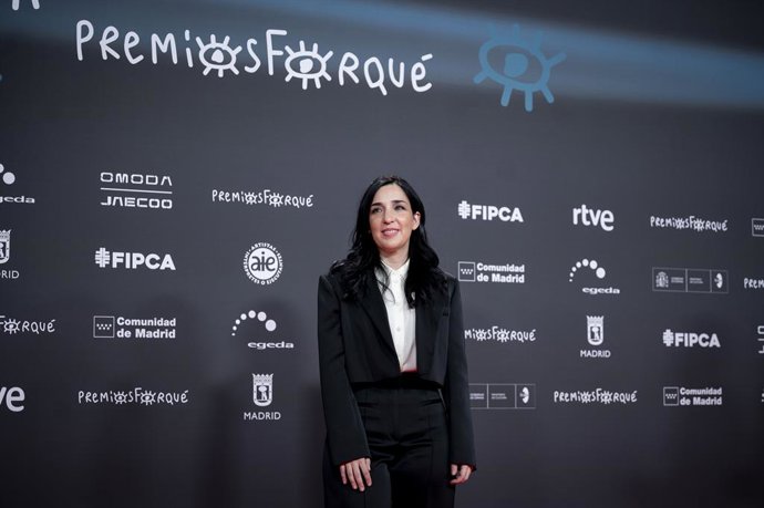 Archivo - La directora Alauda Ruiz de Azúa posa en la alfombra roja de la 31 edición de los Premios José María Forqué, en el Palacio Municipal de IFEMA, a 13 de diciembre de 2025, en Madrid (España). Los Premios Cinematográficos José María Forqué, conocid