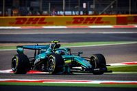 Fernando Alonso y Aston Martin tienen un mal día y Mercedes vuelve a ser el más rápido en Baréin