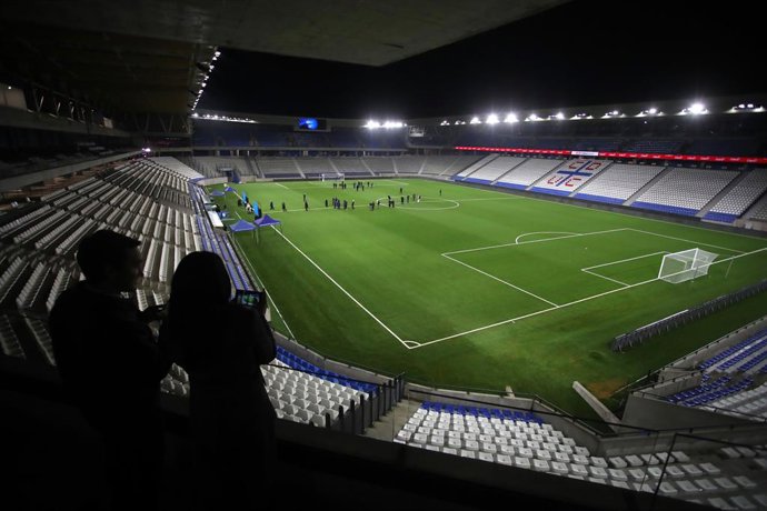 Futbol, Ceremonia Protocolar de inauguracion del Claro Arena. El presidente de Cruzados, Juan Tagle, y el gerente general de Claro Chile, Alfredo Parot, encabezan la Ceremonia Protocolar de inauguracion del Claro Arena, el nuevo estadio de Universidad