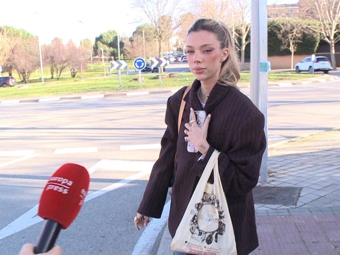 Alejandra Rubio reafirma su apoyo incondicional a Carlo Costanzia