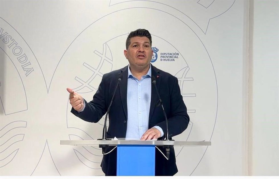 El portavoz de la coalición de izquierdas en la Diputación de Huelva, Marcos Toti.