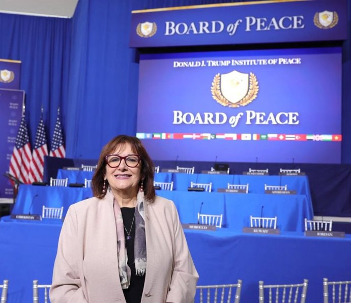 A comissária europeia para o Mediterrâneo, Dubravka Suica, durante a reunião do Conselho de Paz realizada nesta quinta-feira em Washington (Estados Unidos)