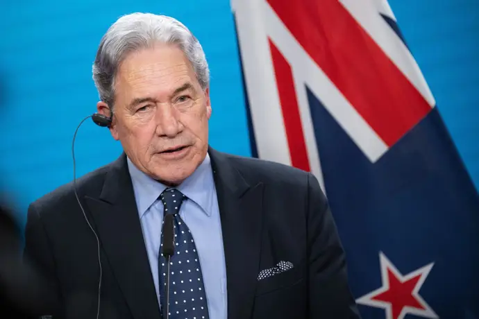 Ministro de Exteriores de Nueva Zelanda, Winston Peters, durante una rueda de prensa en Berlín