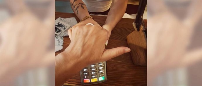 Rikki, el anillo que reemplaza al móvil y la tarjeta en los pagos