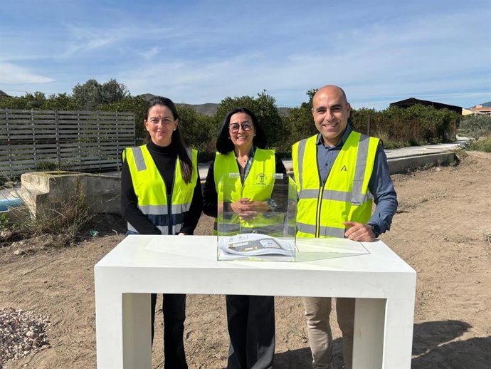 Acto de colocación de la primera piedra de la nueva EDAR y del colector general de Cantoria (Almería).