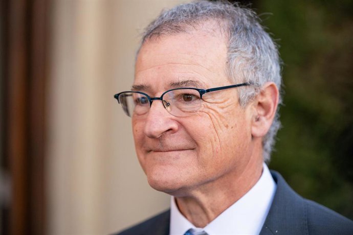 Archivo - El nuevo rector de la Universidad del País Vasco, Joserramon Bengoetxea