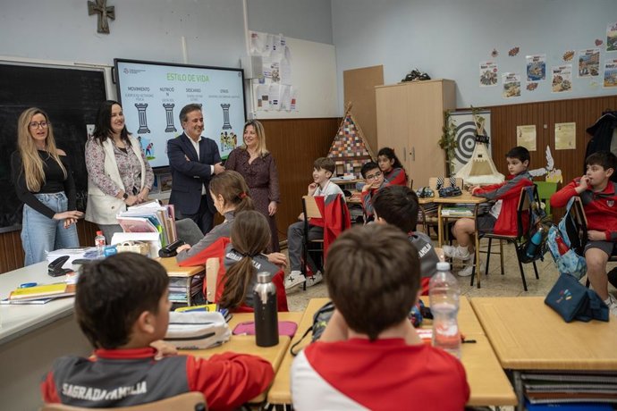 Visita al colegio Sagrada Familia.