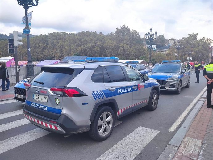 Dotaciones de Policía Municipal en Bilbao