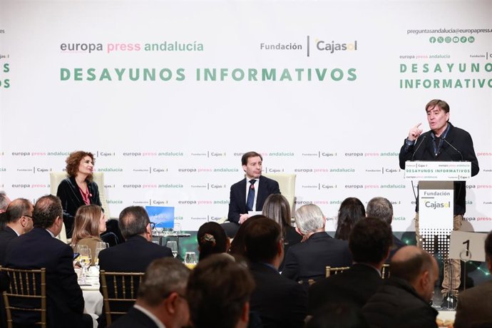 El director del Instituto Cervantes, Luis García Montero, interviene durante una nueva edición de los desayunos informativos de Europa Press Andalucía. A 20 de febrero de 2026, en Sevilla (Andalucía, España). 