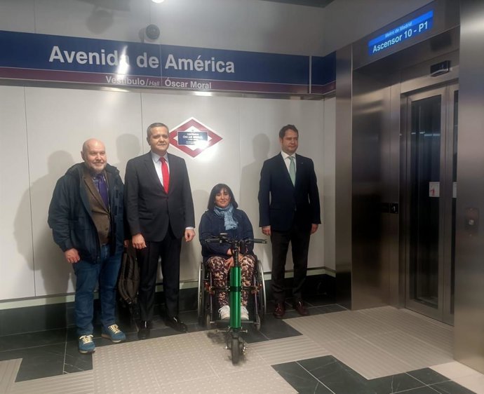 El consejero de Transportes, Jorge Rodrigo, en la reinauguración de la estación de Metro de Avenida de América