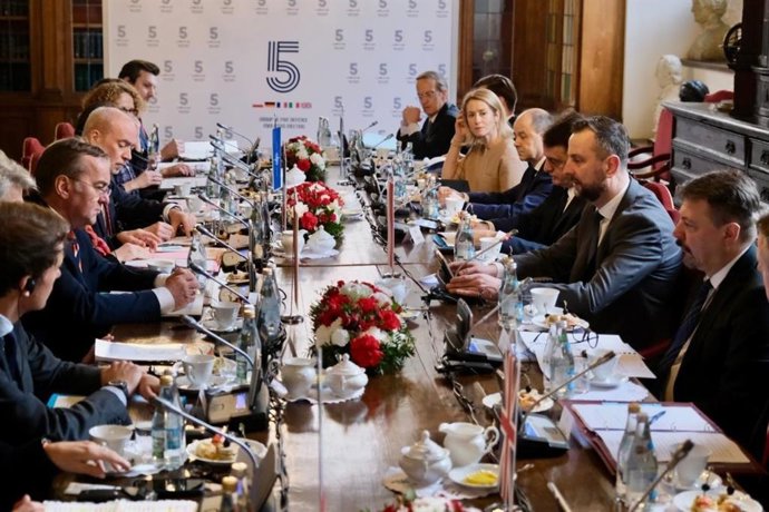 Reunión del grupo E5 en Cracovia a nivel de ministros de Defensa.