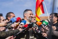 Abascal carga contra el "sectarismo" en las instituciones tras cancelar la UPV las clases el lunes por un acto de Vox