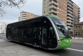 Archivo - Autobús, bus, urbano, Zaragoza