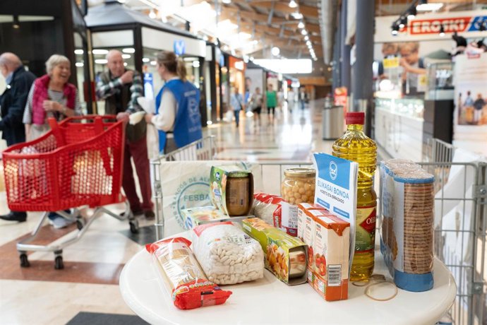 Archivo - Eroskik 25 milioi euro baino gehiago bideratu ditu xede sozialetara 2025ean