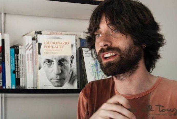 Archivo - El escritor Juan Gómez Bárcena