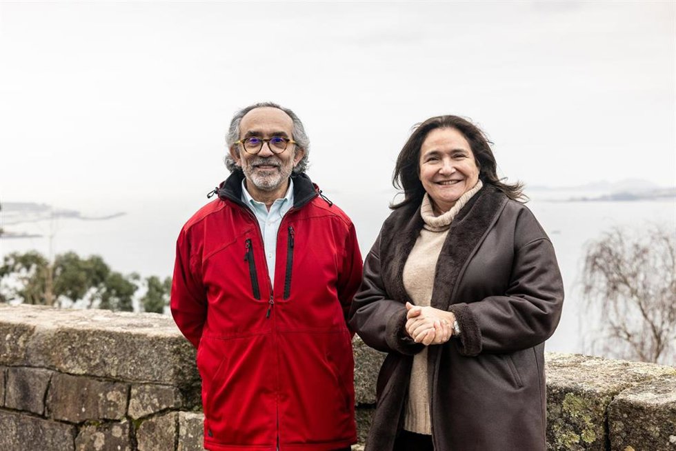 Mario Cardama, presidente de la Fundación Traslatio, y Ana Ortiz, delegada de la Xunta en Vigo