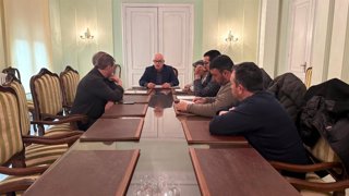 Agricultores y ganaderos se reúnes con el sudelegado del Gobierno en Ourense, Eladio Santos, para abordar sus principales demandas