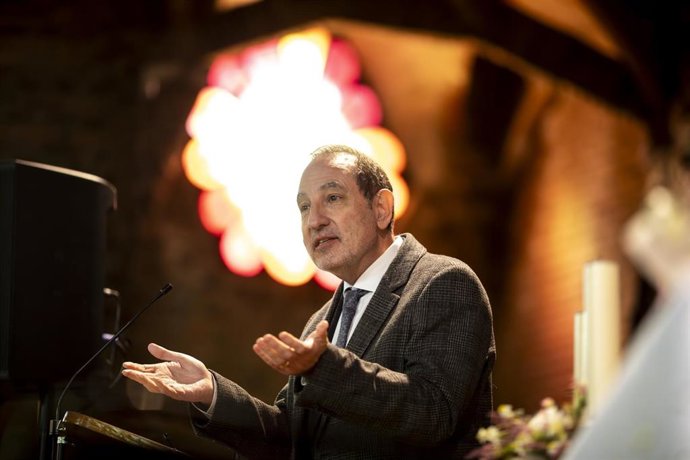 El conseller de Justicia y Calidad Democrática, Ramon Espadaler, durante la presentación de la agenda de actividades culturales 2026 de Catalonia Sacra