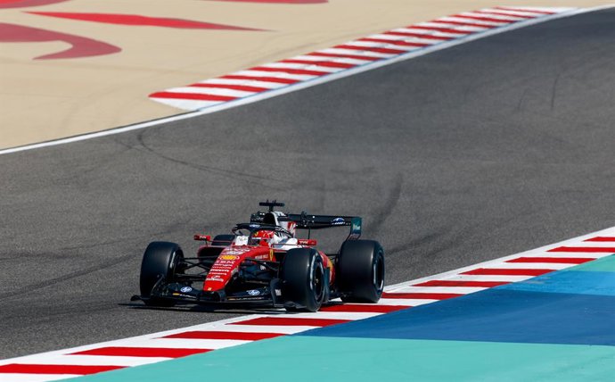 16 LECLERC Charles (mco), Scuderia Ferrari SF-26, em ação durante os testes de pré-temporada da Fórmula 1 Aramco 2026 do Campeonato Mundial de Fórmula 1 da FIA 2026, de 18 a 20 de fevereiro de 2026, no Circuito Internacional do Bahrein, em Sakhir, Bahrein