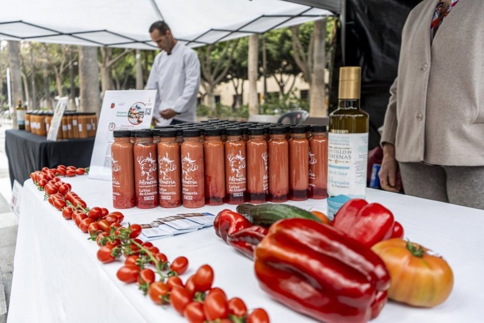 Gazpachos en el Día del Tomate de Almería.