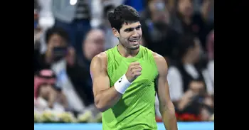 Alcaraz somete a Rublev y se mete en la final de Doha