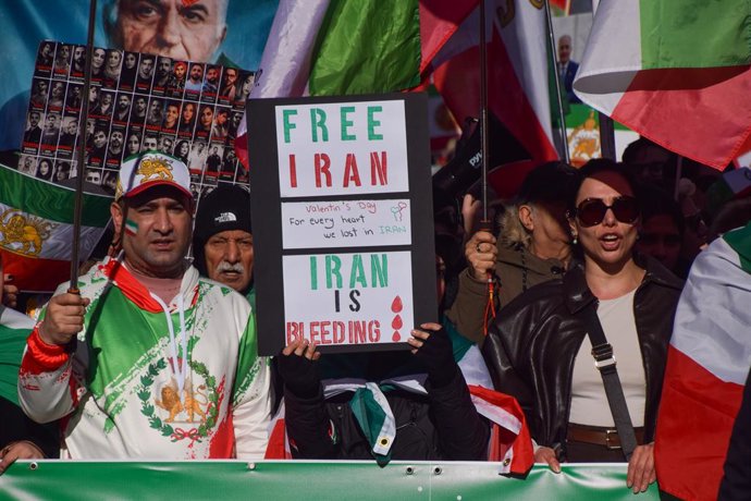 February 14, 2026, London, England, United Kingdom: Crowds gather outside Downing Street in protest against the Islamic Republic and in support of Reza Pahlavi, the Crown Prince of Iran.