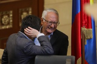 Archivo - El ministro de Salud de Colombia, Guillermo Alfonso Jaramillo 