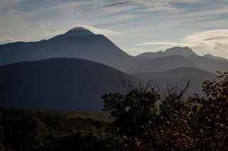 Archivo - Vista de la isla Iturup, RUSIA, REGIÓN DE SAJALÍN
