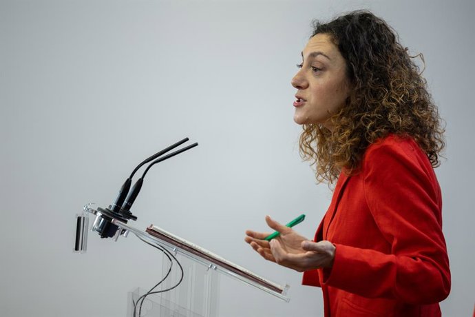 Archivo - Arquivo - A deputada do partido Sumar, Aina Vidal, durante uma coletiva de imprensa no Congresso dos Deputados, em 9 de dezembro de 2025, em Madri (Espanha).