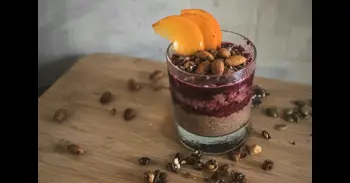 Cómo preparar un desayuno de chocolate delicioso y saludable, según una nutricionista