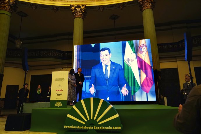 Imágenes de la consejera de Fomento, Articulación del Territorio y Vivienda, Rocío Díaz, en la Gala de la primera edición de los Premios Andalucía de Excelencia en la Administración de Fincas, que organiza el Consejo Andaluz de Administradores de Fincas.
