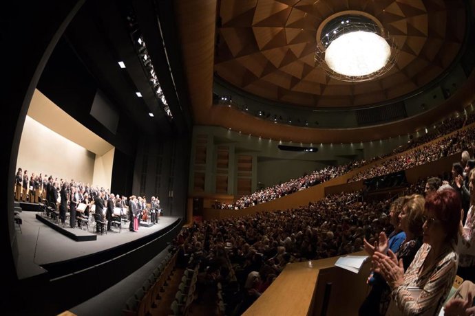 Archivo - Más de un millar de aspirantes al coro amateur para interpretar la Novena de Beethoven, en una imagen de archivo.