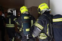 Afectado un hombre de 65 años por inhalación de humo en un incendio en Utrera (Sevilla)