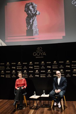 Archivo - Los presentadores de la 40ª edición de los Premios Goya, Luis Tosar y Rigoberta Bandini