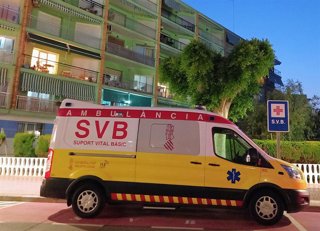 Archivo - Foto de archivo de ambulancia de Soporte Vital Básico (SVB)
