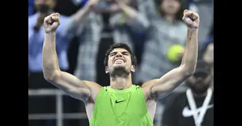 Carlos Alcaraz arrasa y conquista Doha