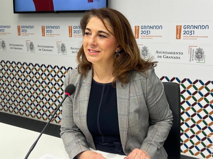 La portavoz del Grupo Municipal Socialista en el Ayuntamiento de Granada, Raquel Ruz.