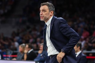 Archivo - El entrenador del Kosner Baskonia, Paolo Galbiati