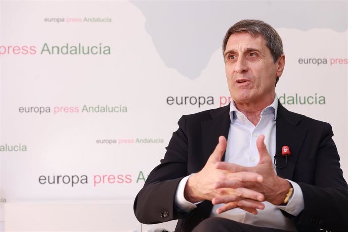 El delegado del Gobierno en Andalucía, Pedro Fernández, en una entrevista concedida a Europa Press. A 19 de febrero de 2026, en Sevilla (Andalucía, España).