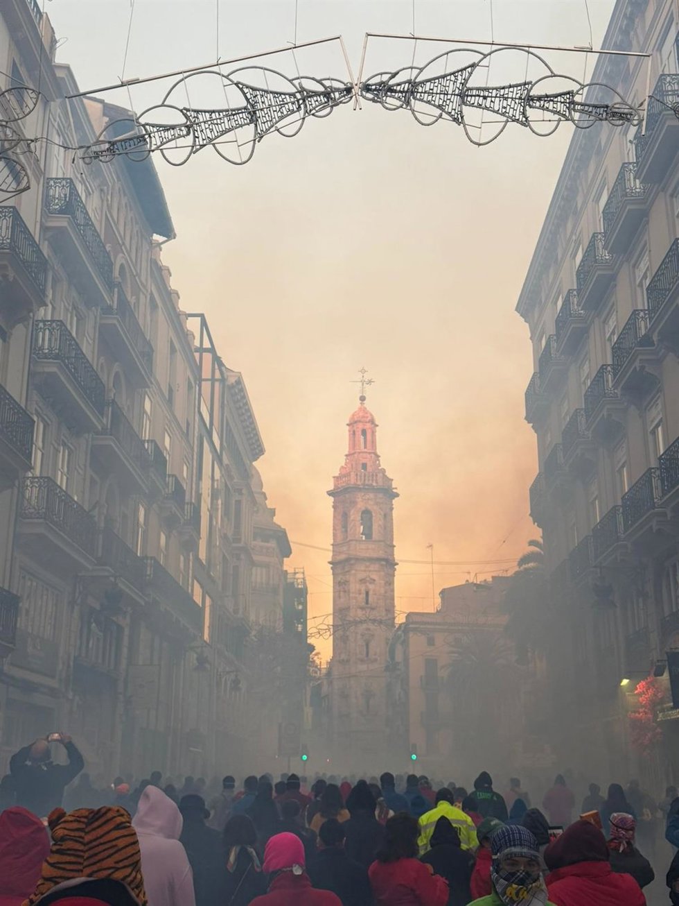 Imagen de la Macrodespert de este domingo en Valncia