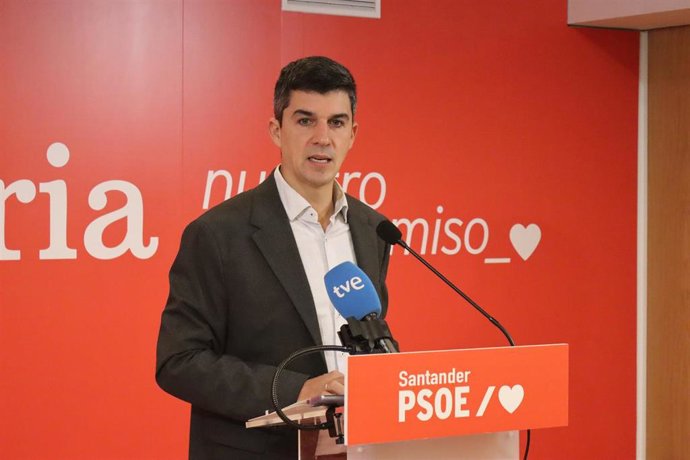 Archivo - El PSOE de Santander reclama unas fiestas navideñas "más respetuosas" con las personas y los animales
